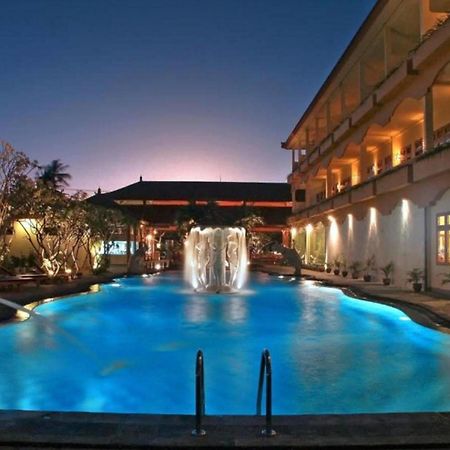Febri'S Hotel & Spa Кута Зручності фото