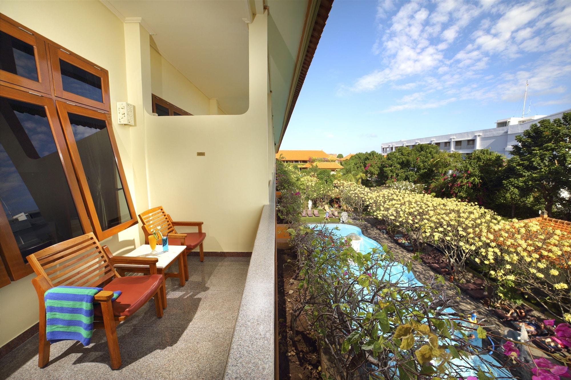 Febri'S Hotel & Spa Кута Екстер'єр фото