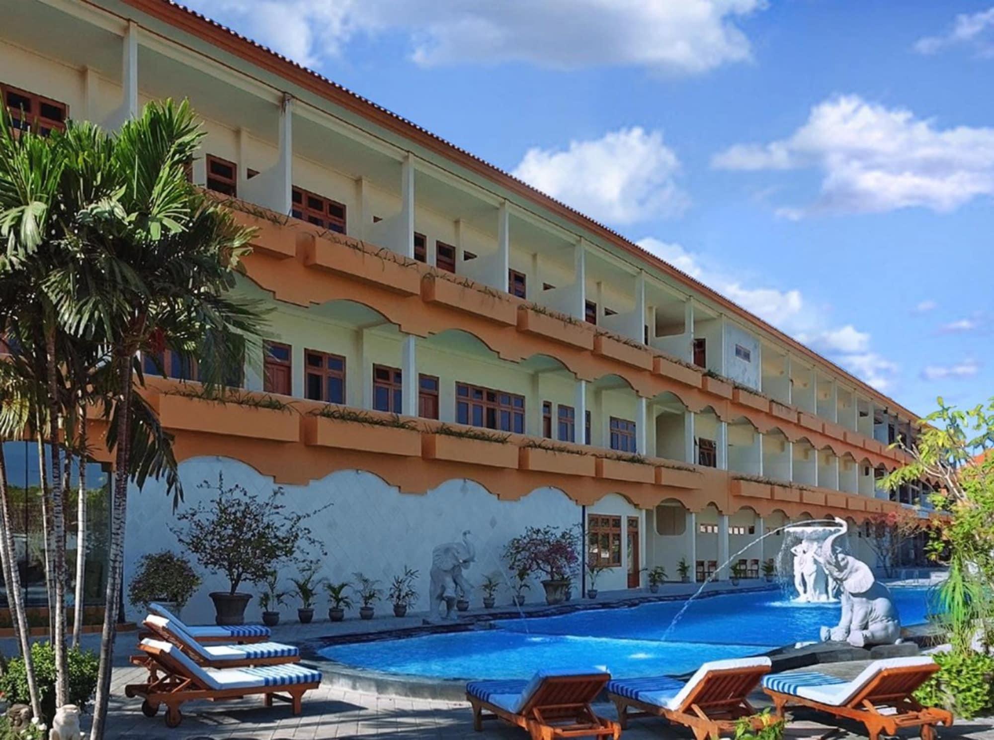 Febri'S Hotel & Spa Кута Екстер'єр фото