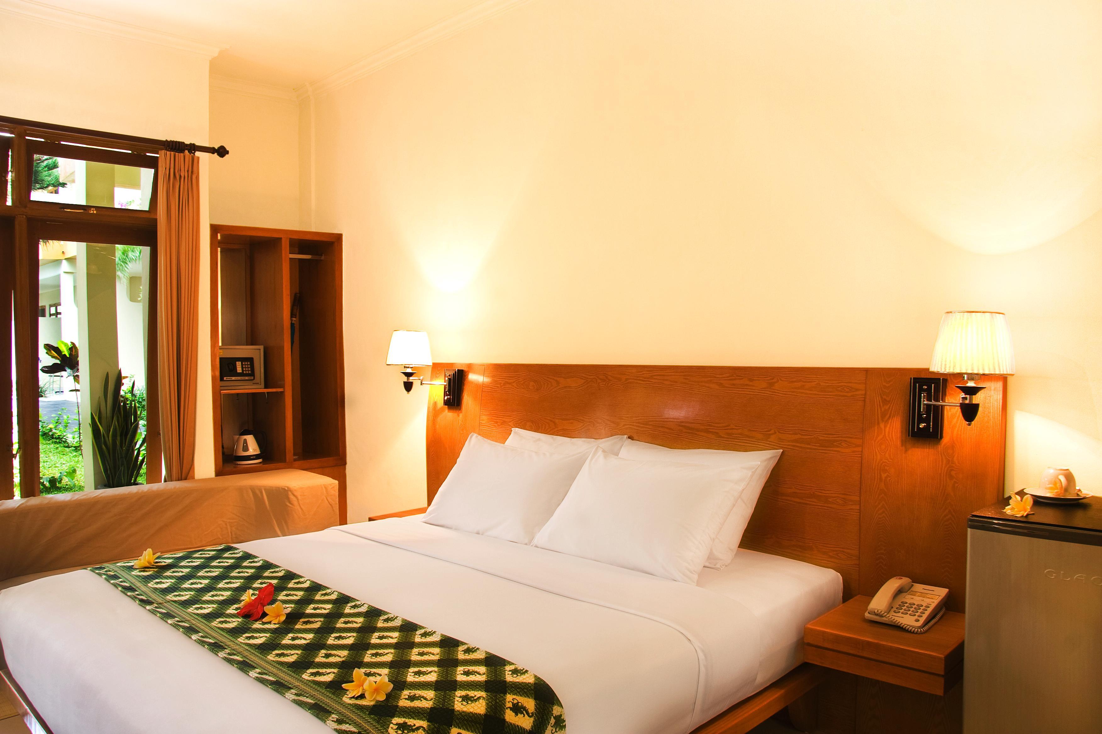 Febri'S Hotel & Spa Кута Екстер'єр фото