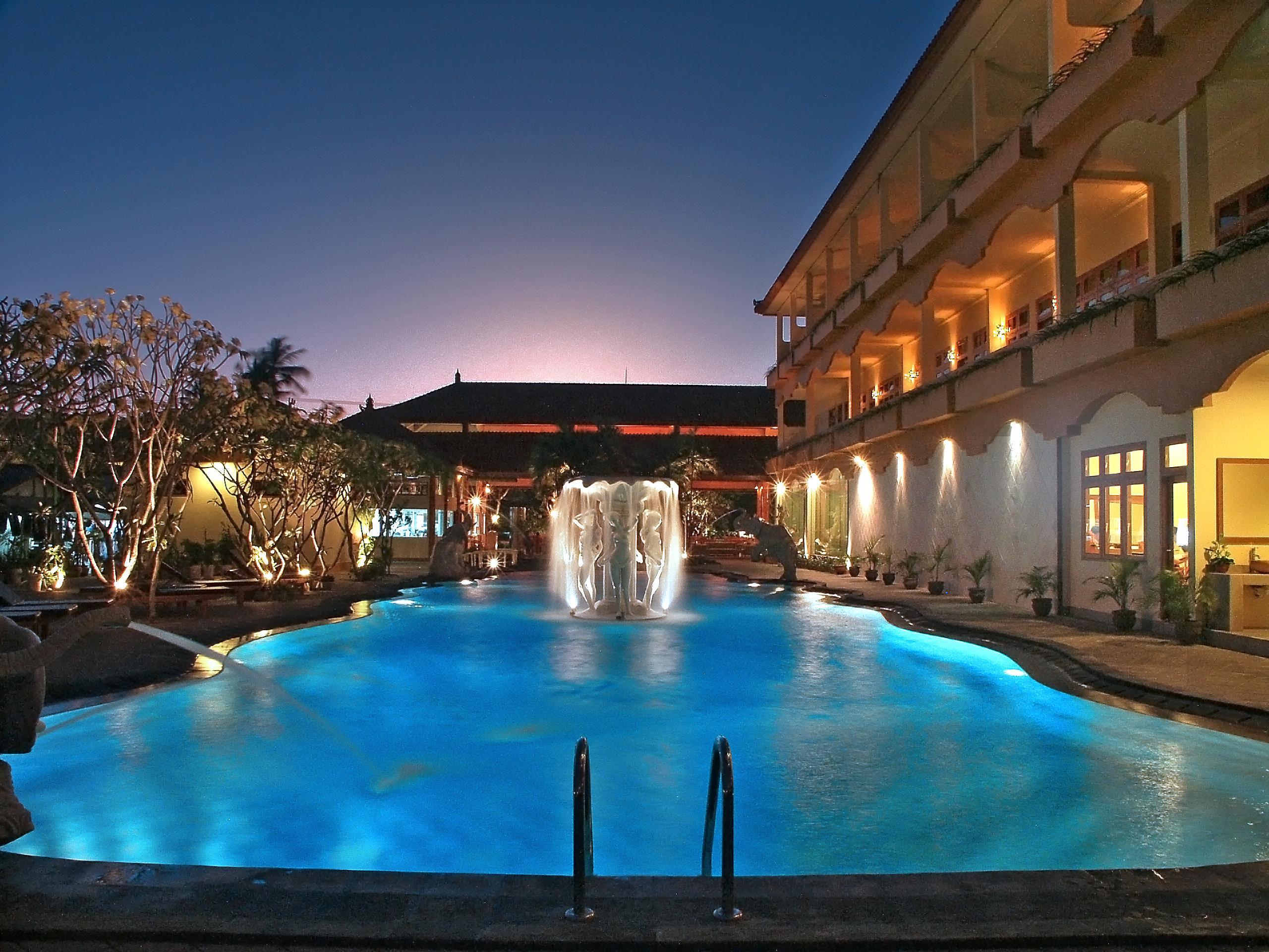 Febri'S Hotel & Spa Кута Зручності фото