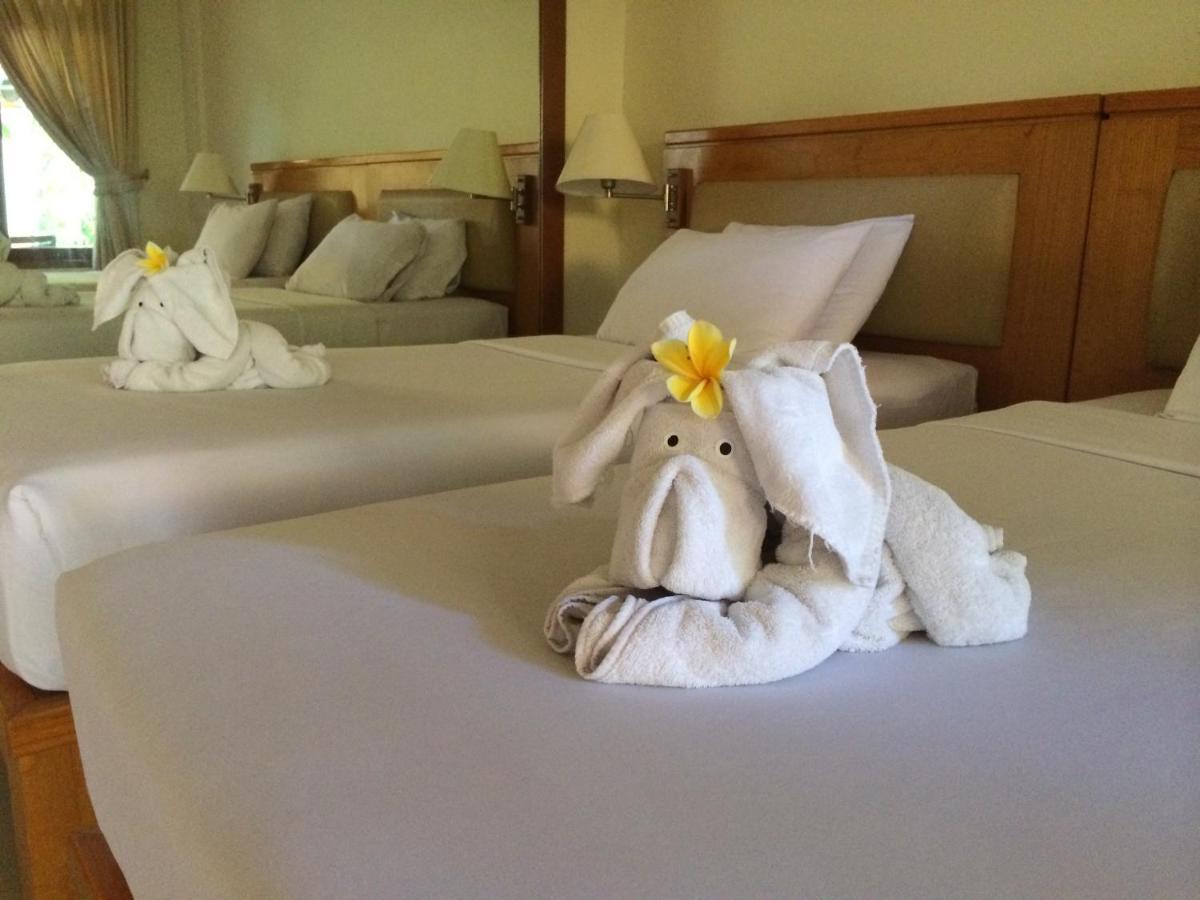 Febri'S Hotel & Spa Кута Екстер'єр фото